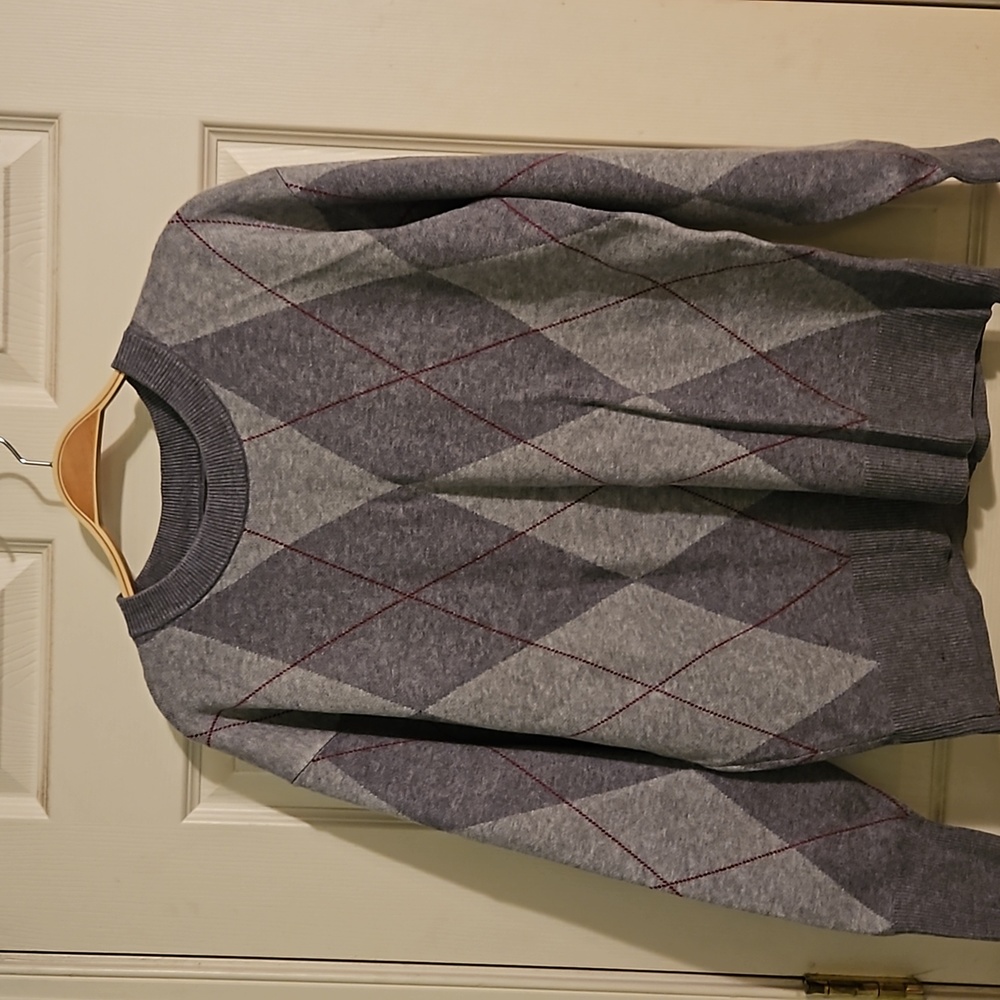 Tahari Sweater